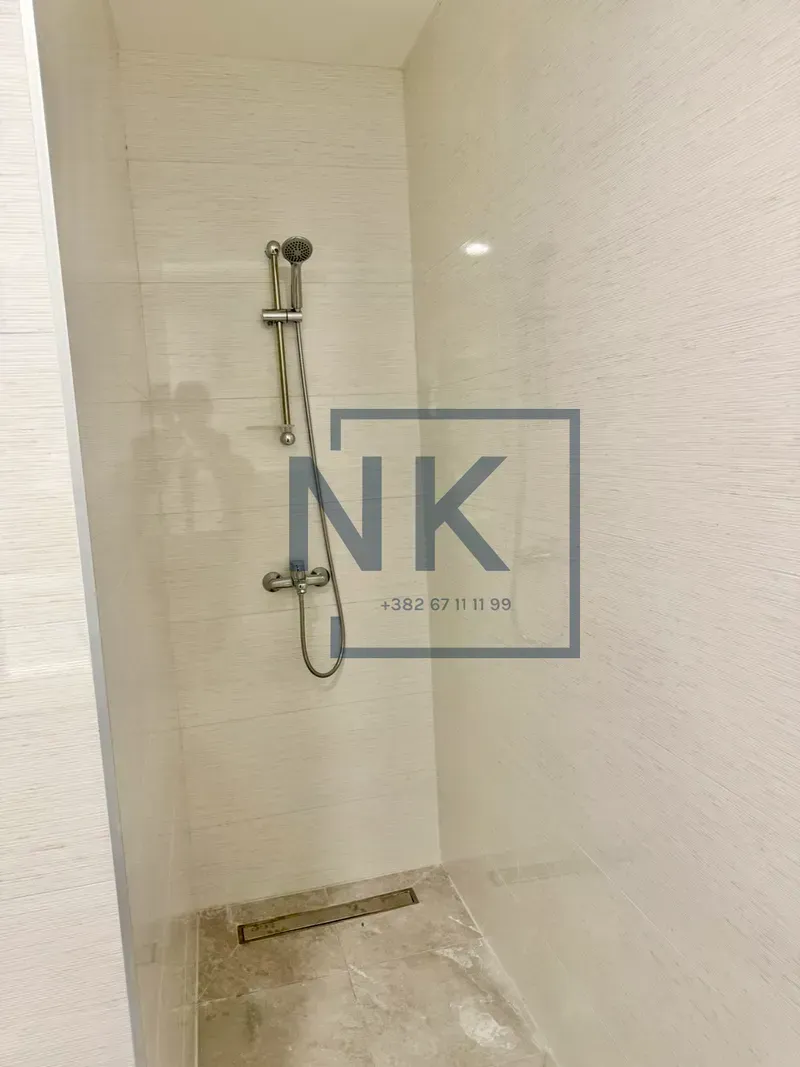 Prodaja, trosoban stan, 106m², Stari Aerodrom, Podgorica