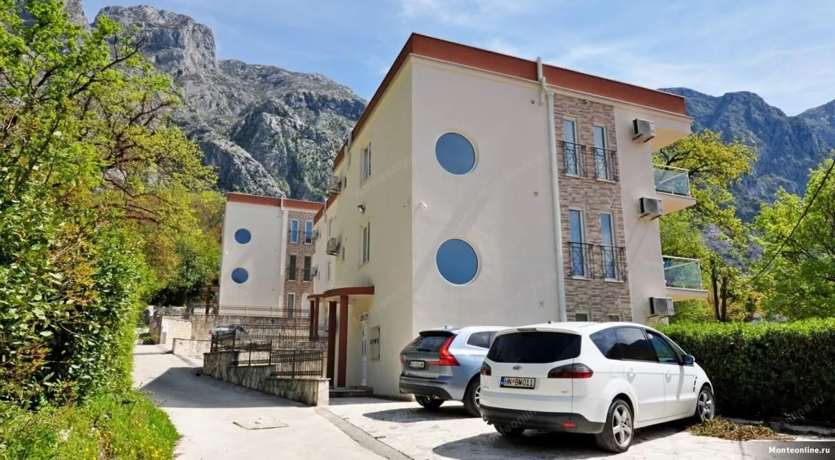 Prodaja, dvosoban stan, 73m², Orahovac, Kotor