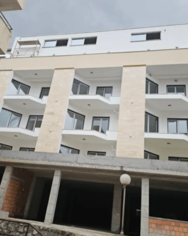 Sale, two bedroom apartment, 65m², Maine, Budva