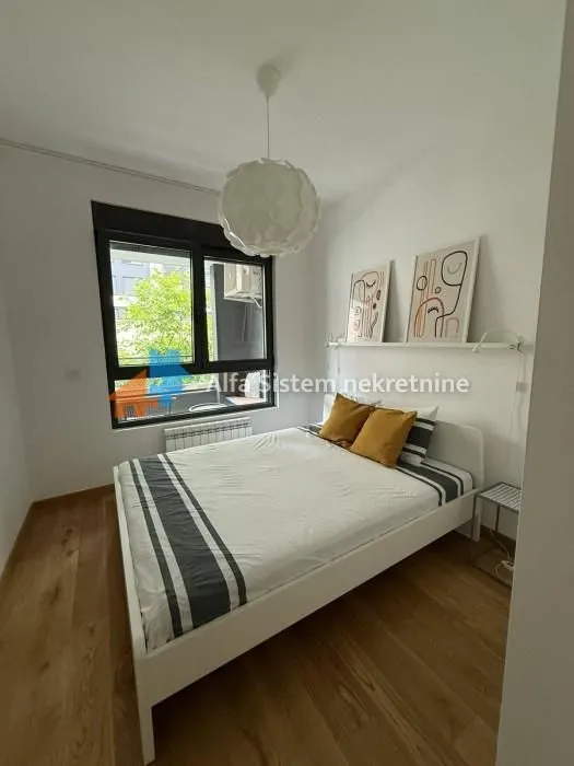 Izdavanje, dvosoban stan, 45m², Fon (Fon - Bilećka), Voždovac Sve Podlokacije