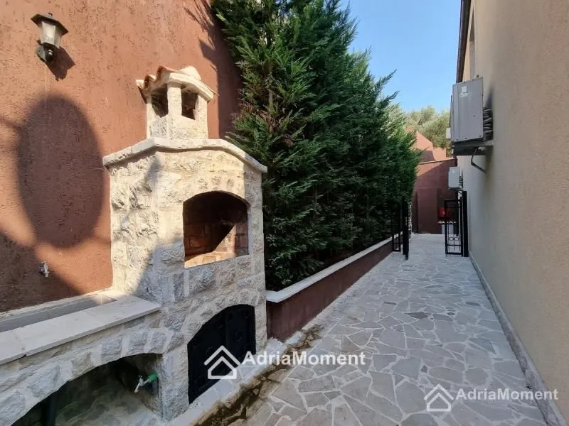 Sale, house, 150m², Reževići, Budva