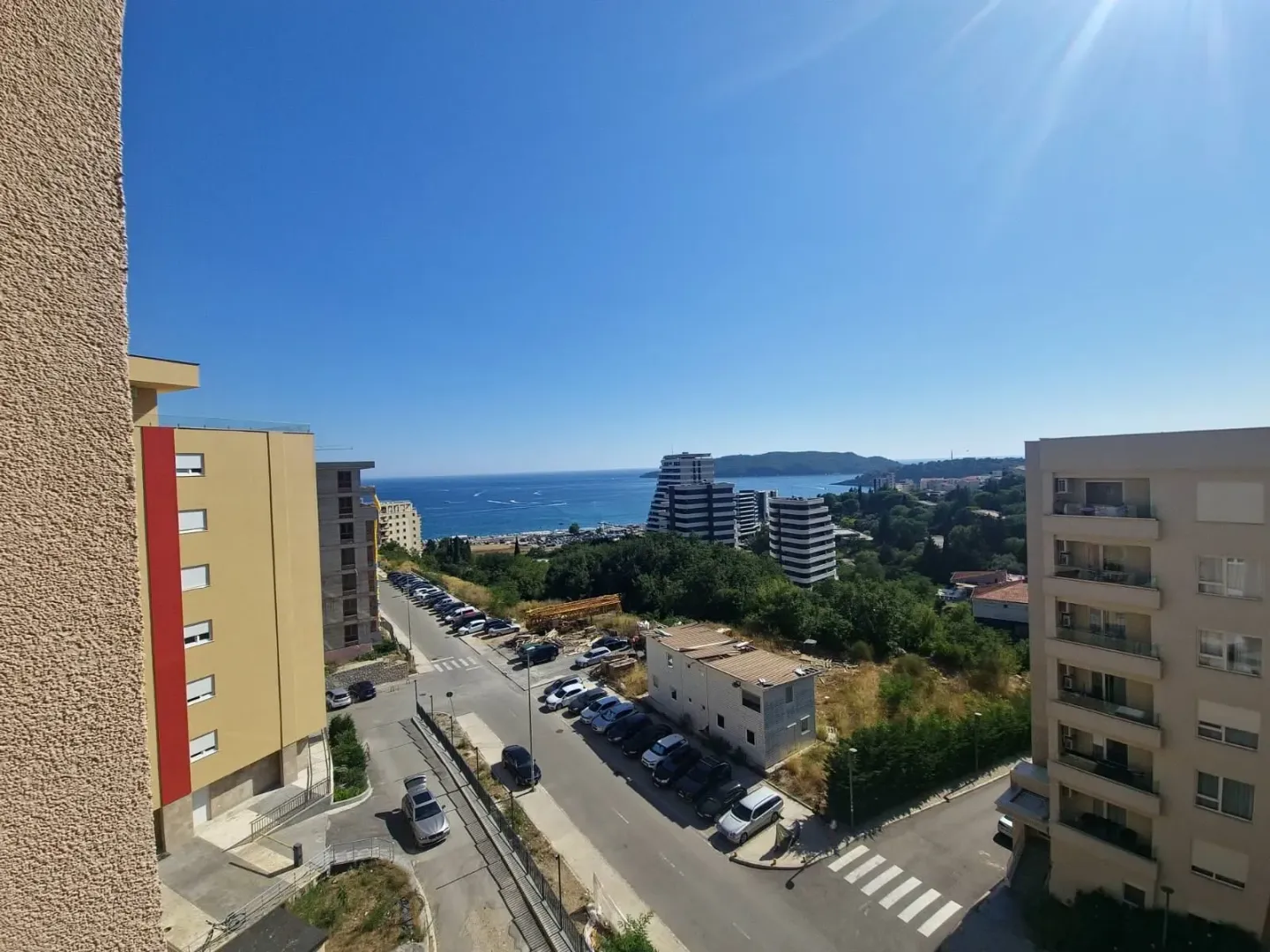 Rent, two bedroom apartment, 58m², Bečići, Budva