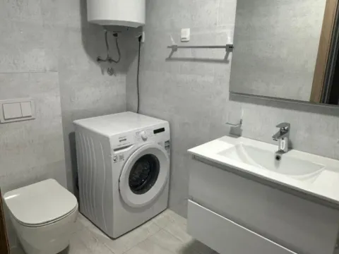 Izdavanje, dvosoban stan, 70m², Master Kvart, Podgorica - image 9