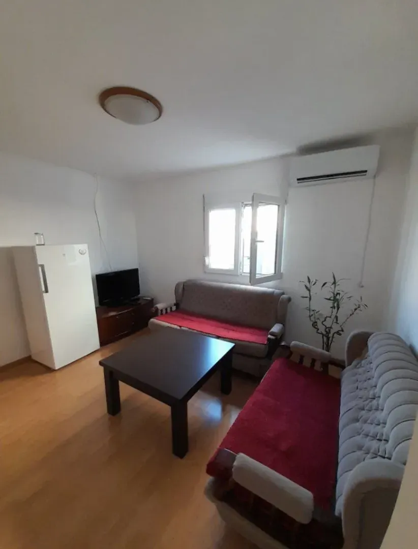 Rent, two bedroom apartment, 50m², Zagorič, Podgorica