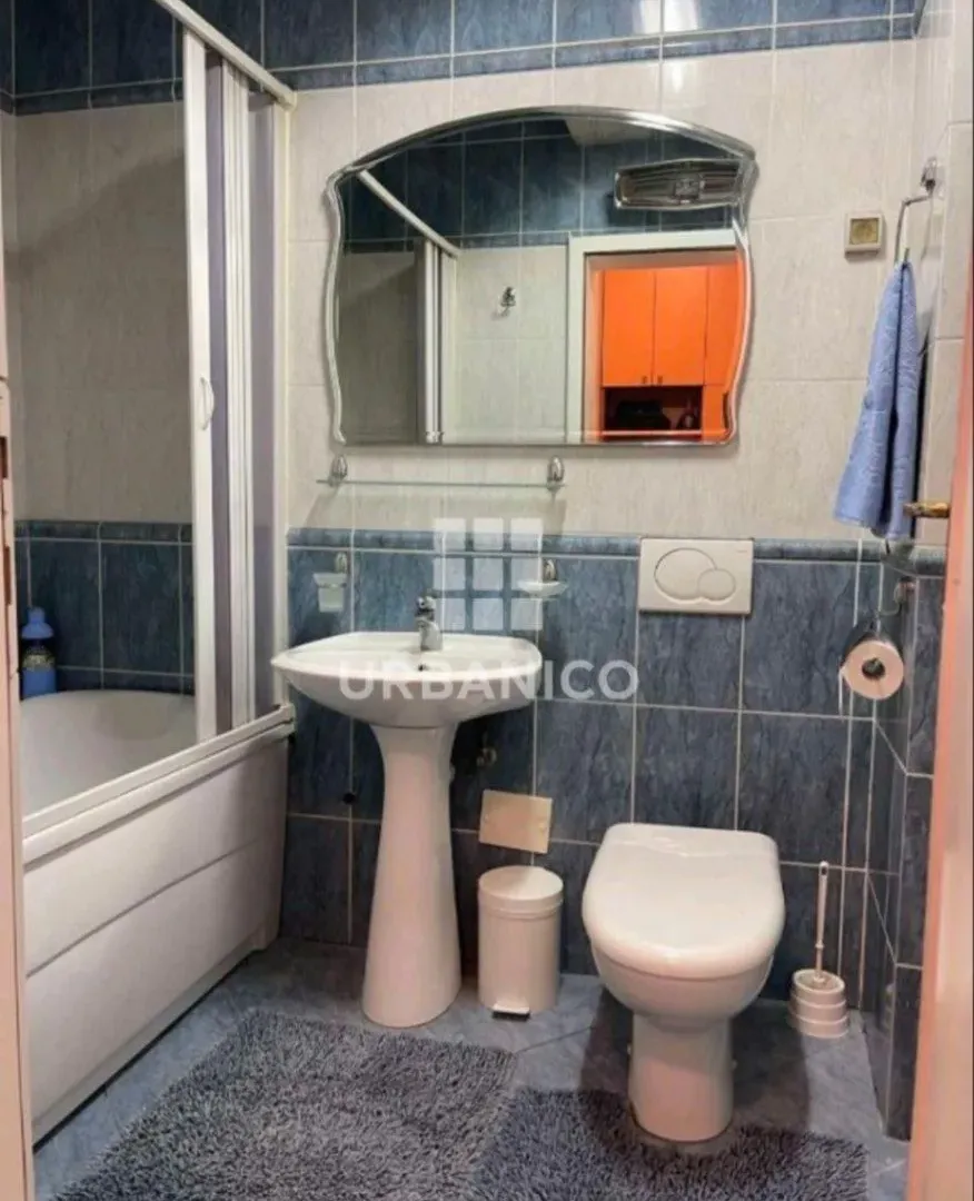 Izdavanje, dvosoban stan, 76m², Centar, Podgorica