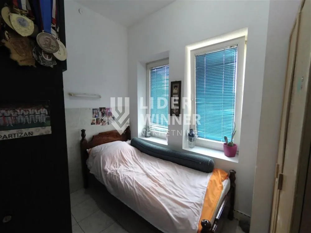 Prodaja, stan, 174m², Zemun Gornji Grad, Zemun Sve Podlokacije