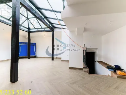 Izdavanje, poslovni prostor, 200m², Skadarlija, Beograd - image 6