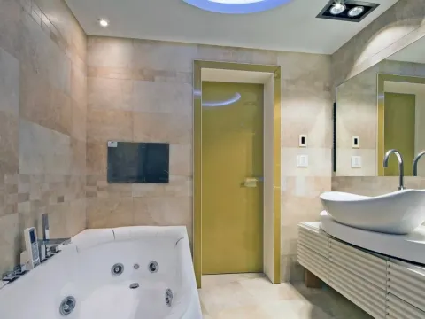 Prodaja, dvosoban stan, 115m², Centar, Budva - image 3