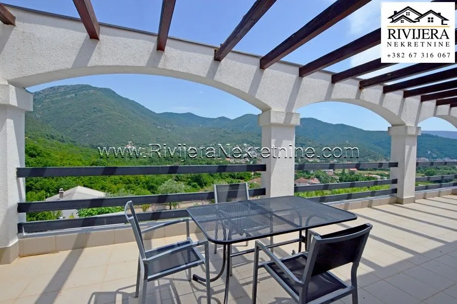 Prodaja, kuća, 348m², Zelenika, Herceg Novi