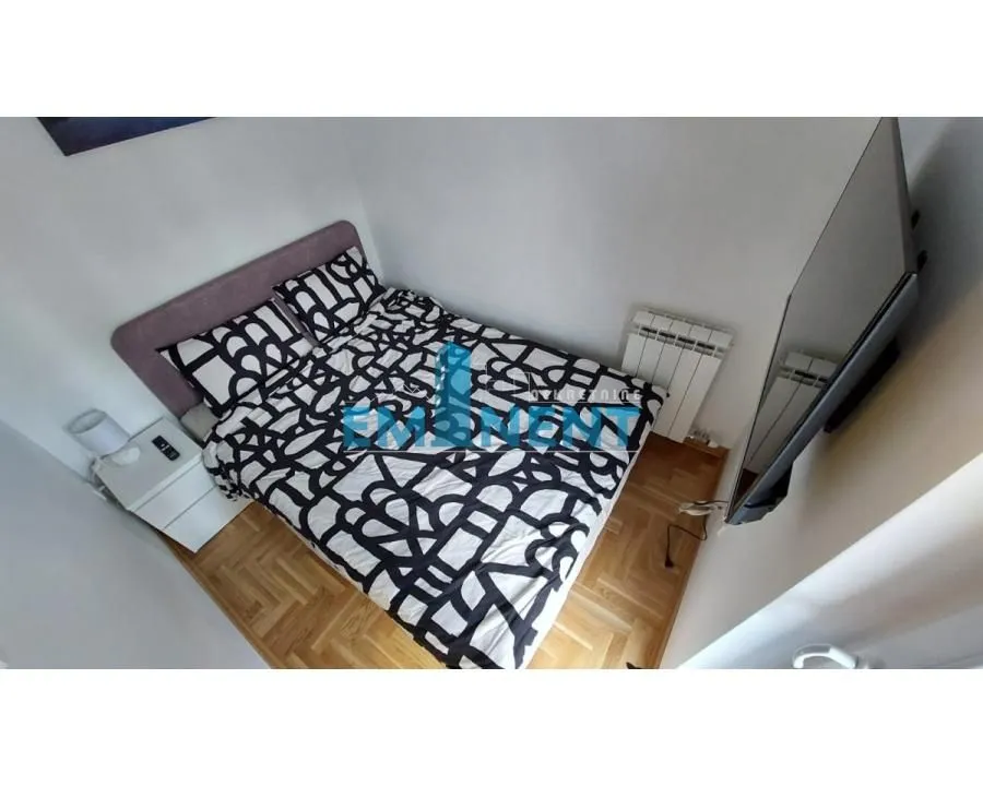 Izdavanje, dvosoban stan, 36m², Lekino Brdo, Voždovac Sve Podlokacije