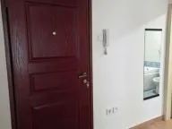 Izdavanje, dvosoban stan, 60m², Preko Morače, Podgorica - image 6