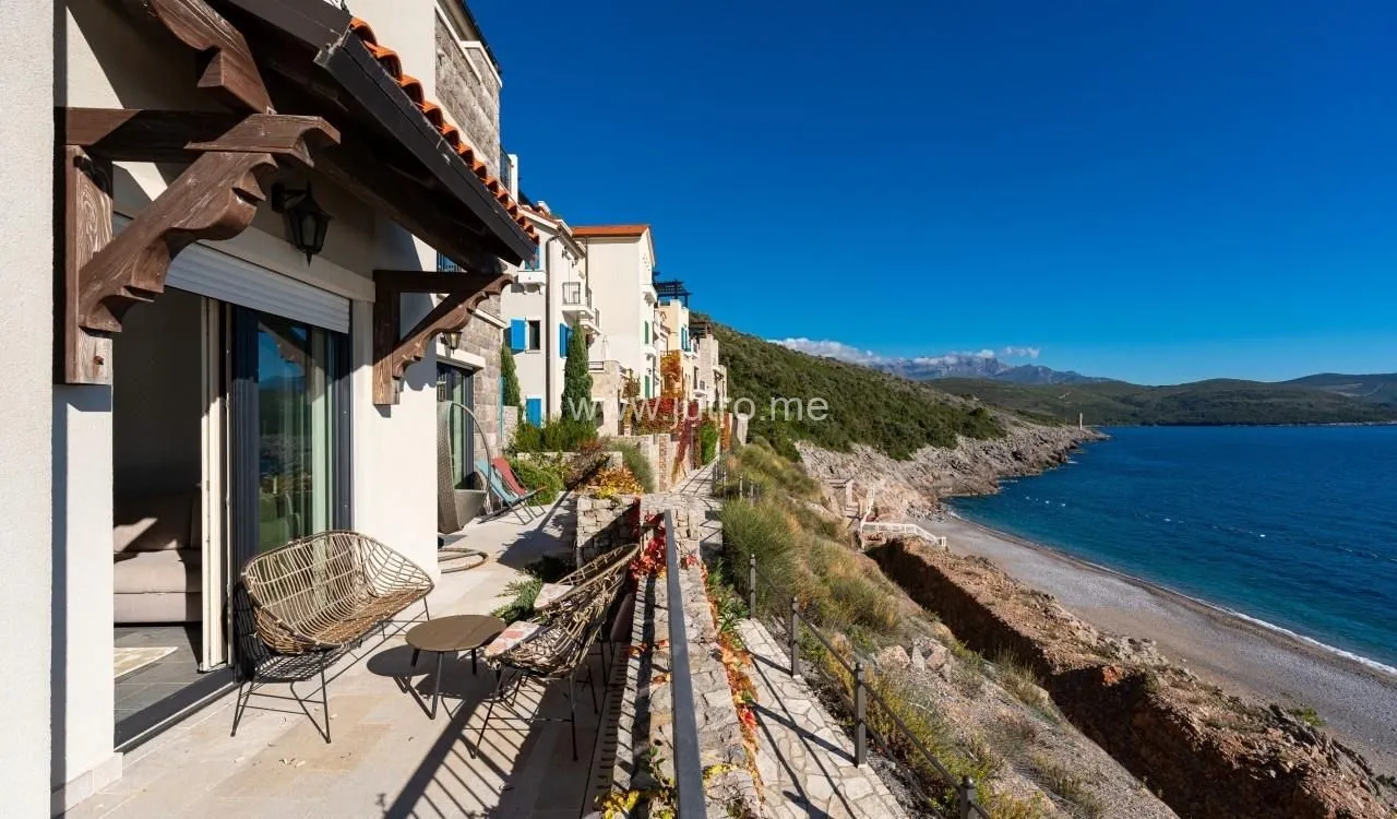 Prodaja, trosoban stan, 108m², Luštica Bay, Tivat