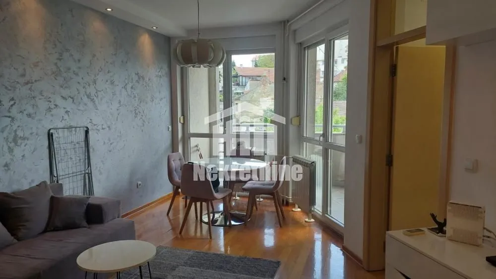 Izdavanje, dvosoban stan, 42m², Čukarica, Beograd