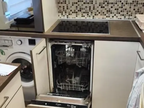 Prodaja, jednosoban stan, 37m², Brace Jerković, Voždovac Sve Podlokacije - image 9