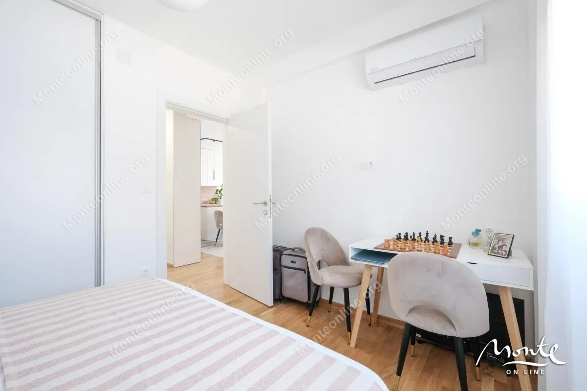 Sale, two bedroom apartment, 63m², Tivat, Crna Gora