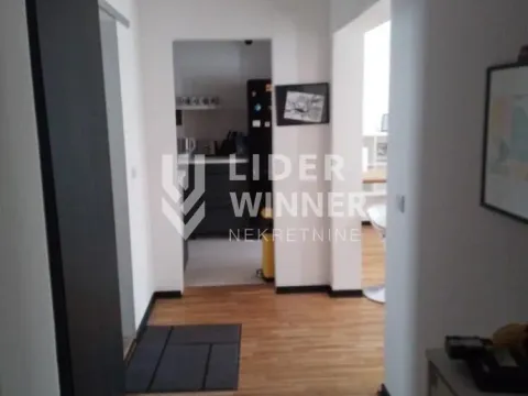 Rent, apartment, 130m², Đeram Pijaca, Beograd - image 9
