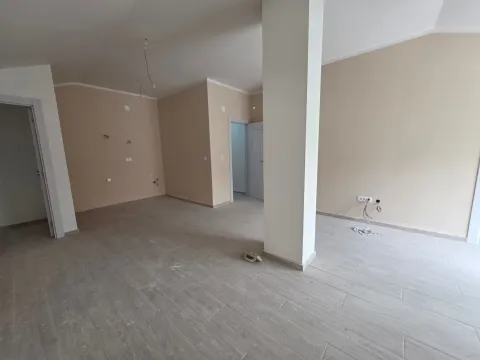 Prodaja, dvosoban stan, 85m², Bečići, Budva - image 6