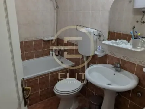 Izdavanje, dvosoban stan, 57m², Centar, Novi Sad - image 9
