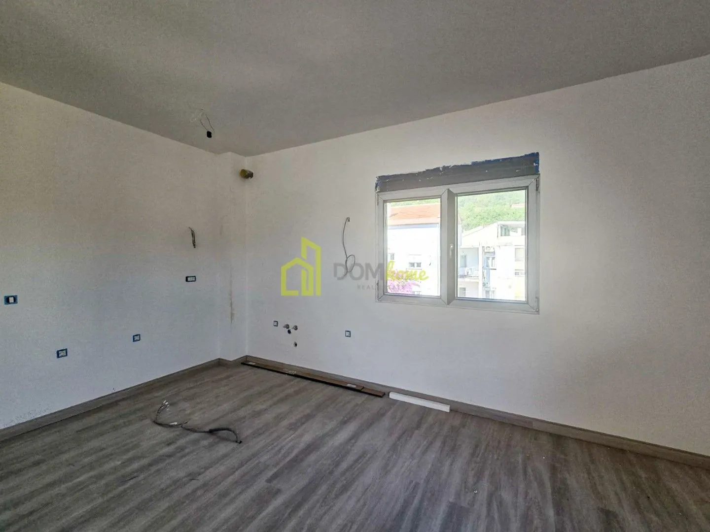 Sale, two bedroom apartment, 65m², Maine, Budva