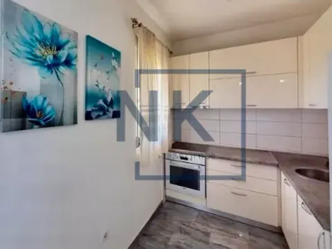 Izdavanje, kuća, 140m², Kokoti, Podgorica - image 6