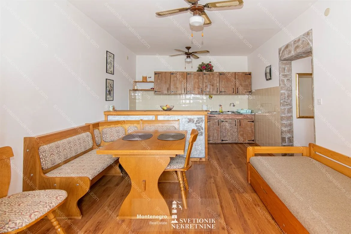 Prodaja, jednosoban stan, 45m², Topla, Herceg Novi