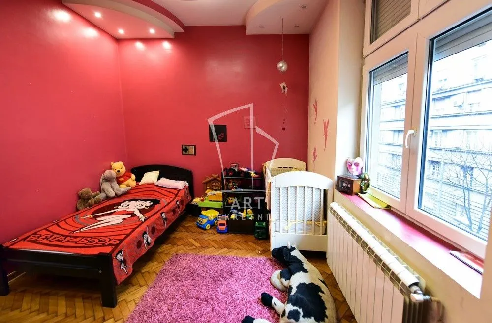 Sale, three bedroom apartment, 86m², Vračar Sve Podlokacije, Beograd