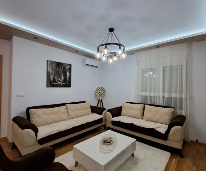 Izdavanje, dvosoban stan, 66m², Zabjelo, Podgorica