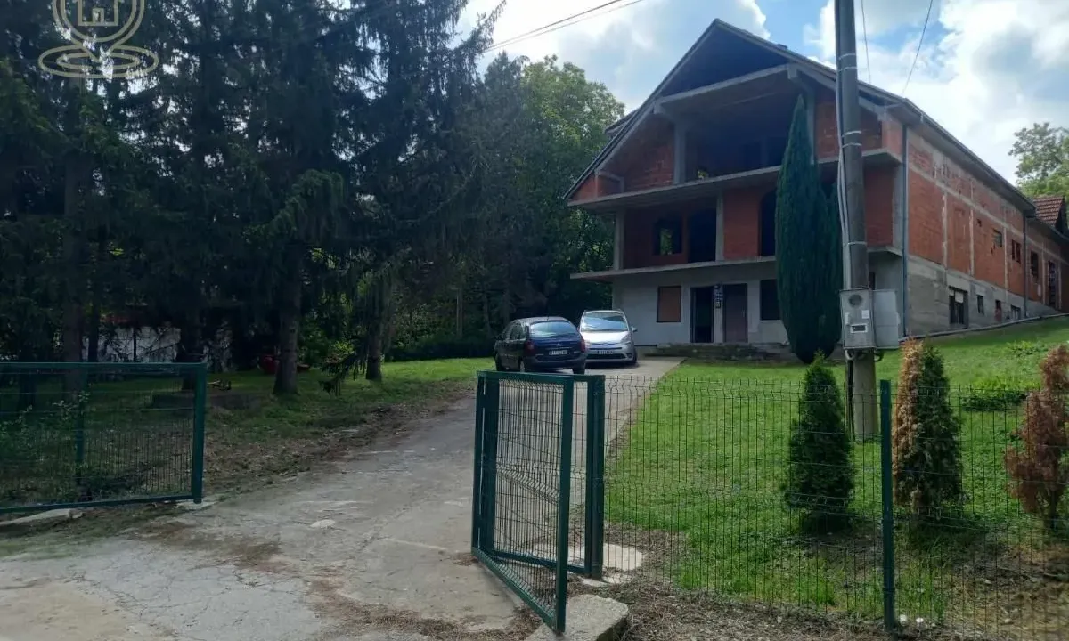Sale, land lot, 3885m², Palilula, Niš