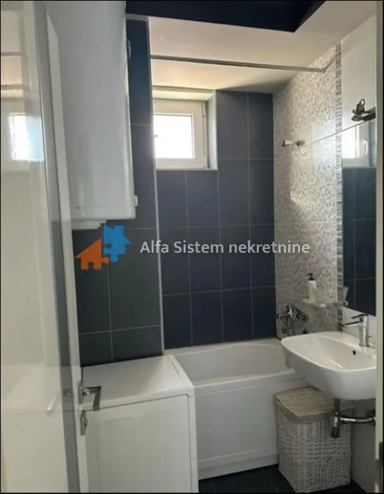 Izdavanje, trosoban stan, 80m², Lekino Brdo, Voždovac Sve Podlokacije