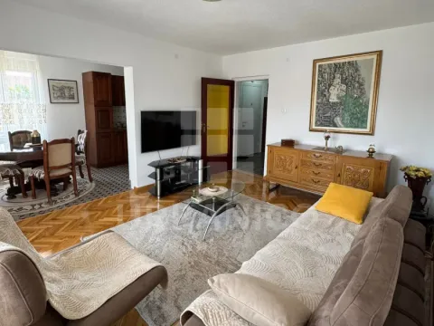 Izdavanje, dvosoban stan, 75m², Gornja Gorica, Podgorica - image 2