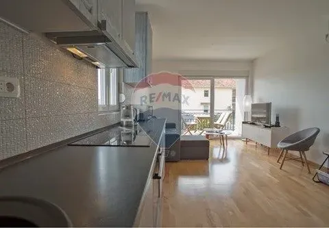 Prodaja, jednosoban stan, 40m², Tivat, Crna Gora - image 4