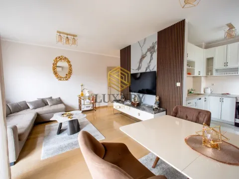 Rent, one bedroom apartment, 55m², City Kvart, Podgorica - image 3