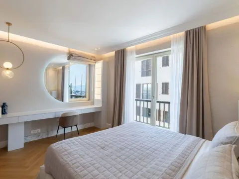 Sale, three bedroom apartment, 201m², Porto Montenegro, Tivat - image 22