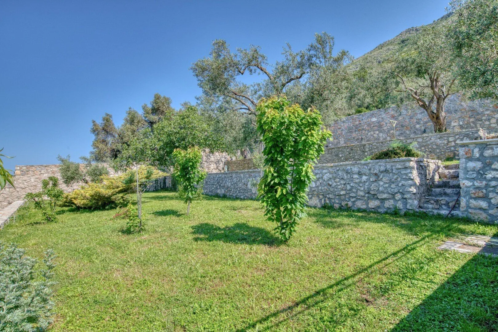 Sale, house, 480m², Reževići, Budva