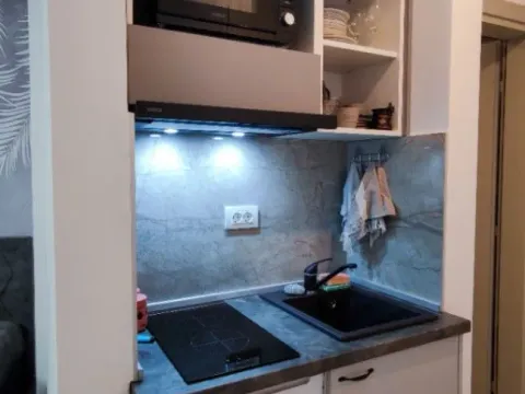 Rent, studio apartment, 29m², Sutomore, Bar - image 2