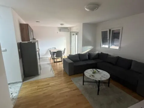 Izdavanje, trosoban stan, 57m², Kaludjerica, Grocka - image 2