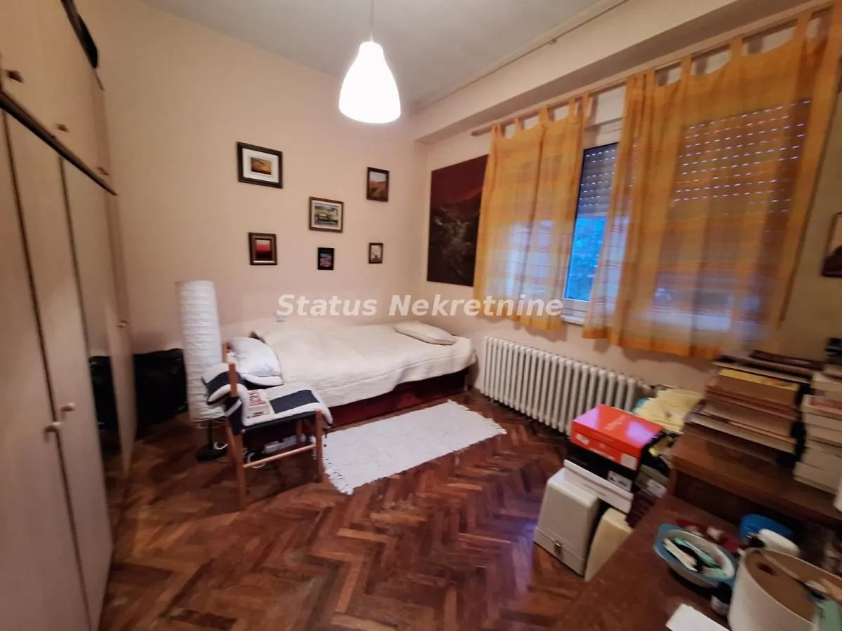 Prodaja, trosoban stan, 93m², Centar, Novi Sad