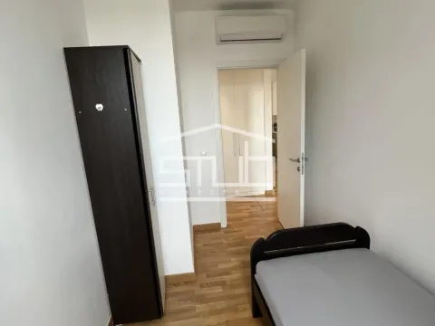 Izdavanje, četvorosoban stan, 88m², Savski Venac, Beograd - image 8