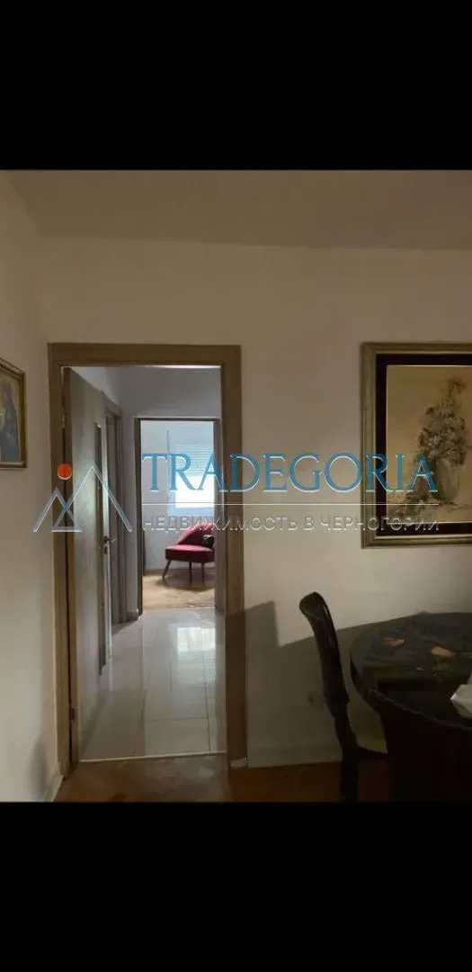 Prodaja, trosoban stan, 80m², Bar, Crna Gora