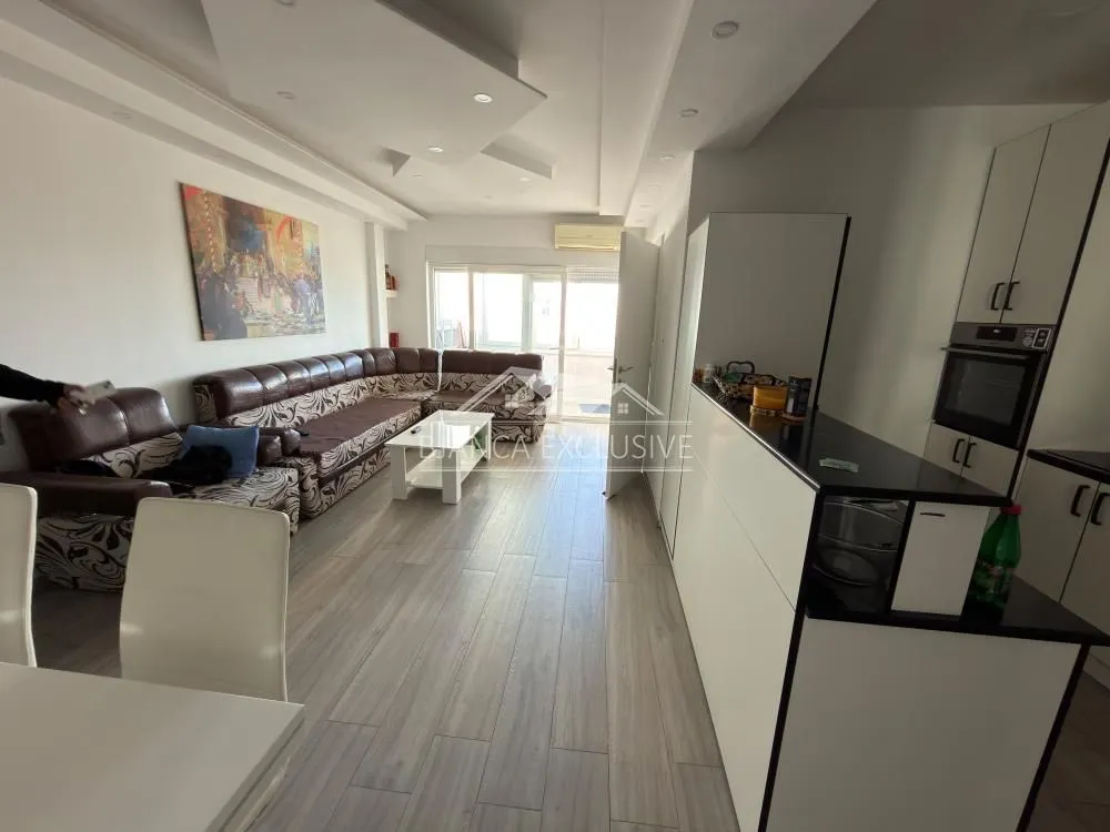 Prodaja, dvosoban stan, 66m², Novi Beograd Blok 61, Novi Beograd Sve Podlokacije