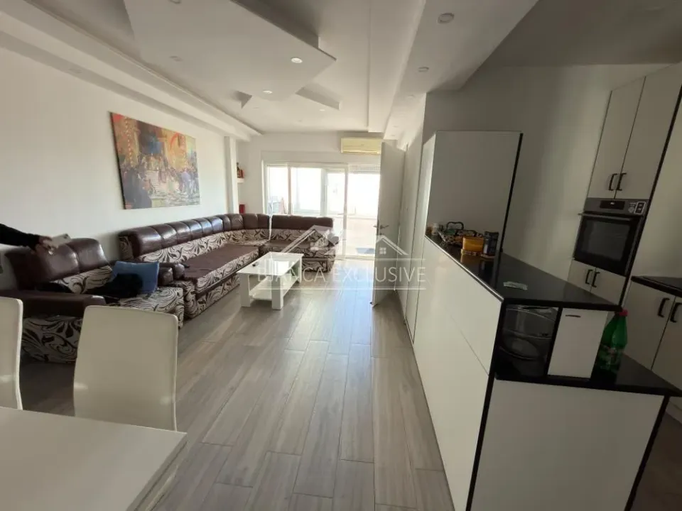 Prodaja, dvosoban stan, 66m², Novi Beograd Blok 61, Novi Beograd Sve Podlokacije