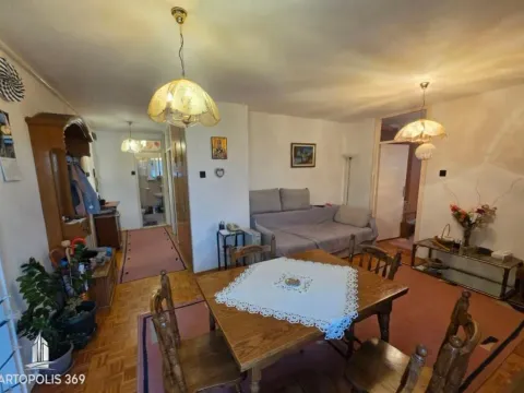 Prodaja, trosoban stan, 75m², Novi Beograd Blok 72, Novi Beograd Sve Podlokacije - image 4