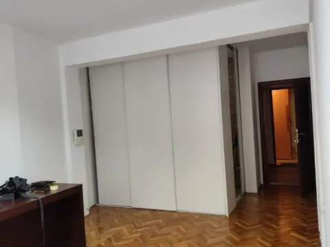 Izdavanje, stan, 33m², Centar, Podgorica - image 10