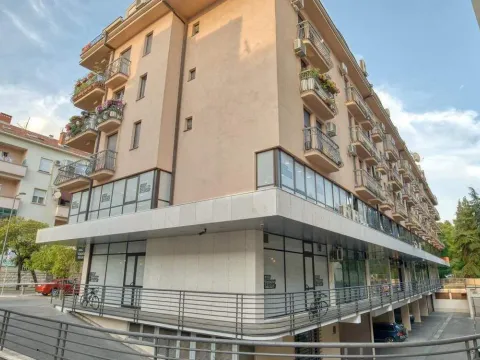 Izdavanje, dvosoban stan, 90m², Podgorica, Crna Gora - image 4