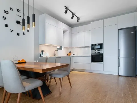 Prodaja, dvosoban stan, 81m², Bečići, Budva - image 3