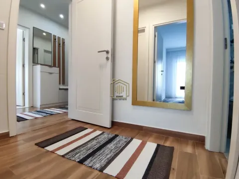 Izdavanje, dvosoban stan, 86m², Centar, Podgorica - image 6