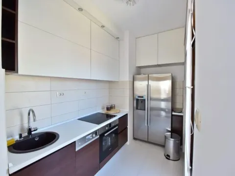 Prodaja, trosoban stan, 152m², Petrovac, Budva - image 6