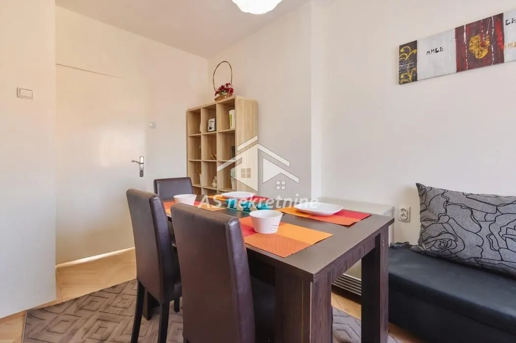 Rent, two bedroom apartment, 55m², Palata Pravde, Beograd