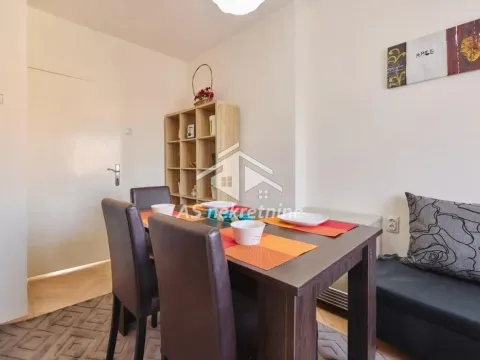 Izdavanje, dvosoban stan, 55m², Palata Pravde, Beograd - image 8