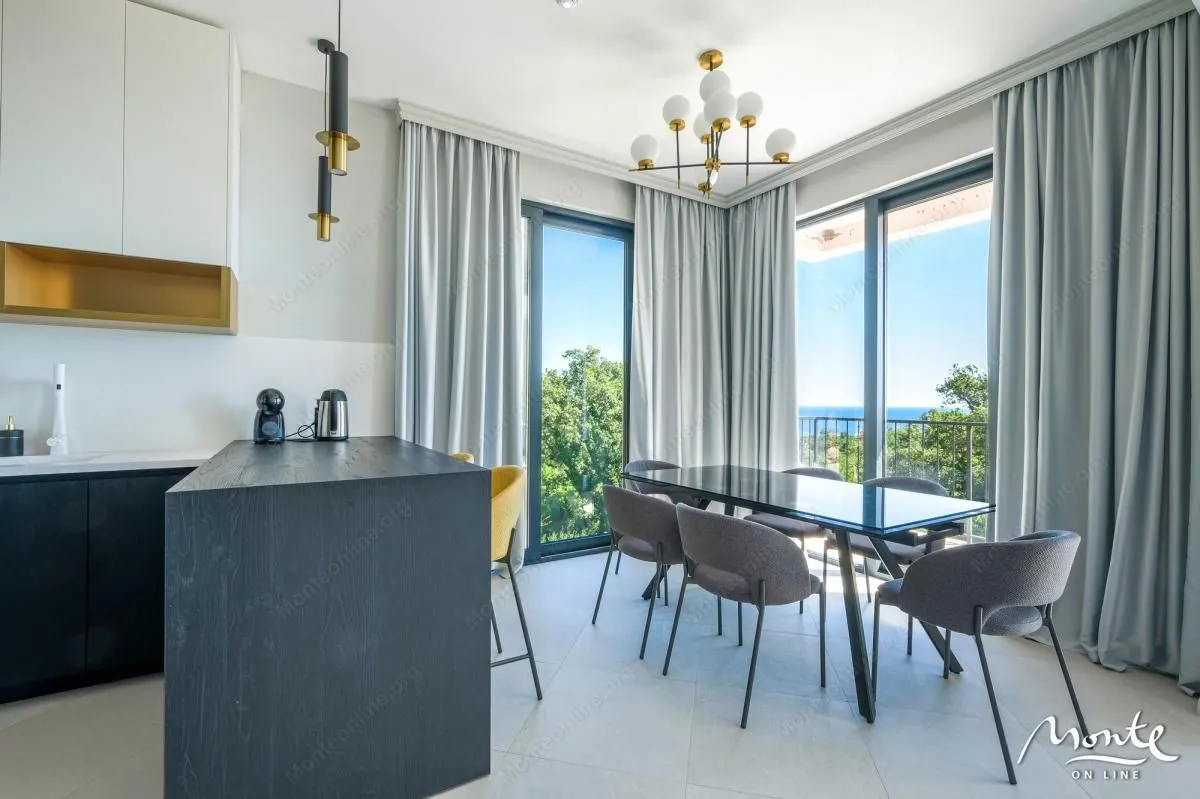 Sale, house, 220m², Reževići, Budva